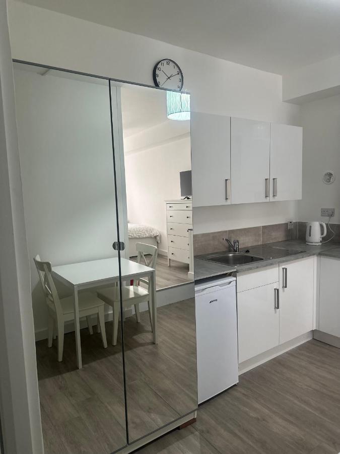 High Barnet Studio Flat ภายนอก รูปภาพ